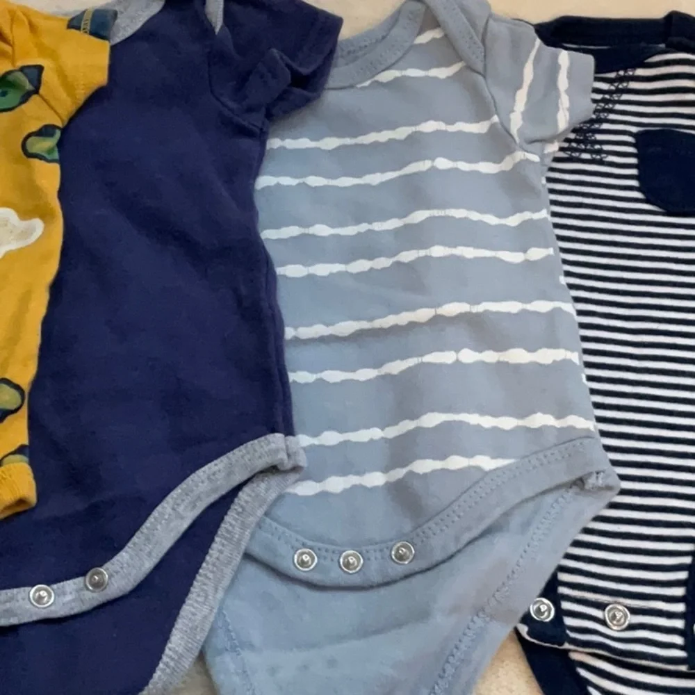 Assorted Color Kids Bodysuits Set - Picture 5 of 6